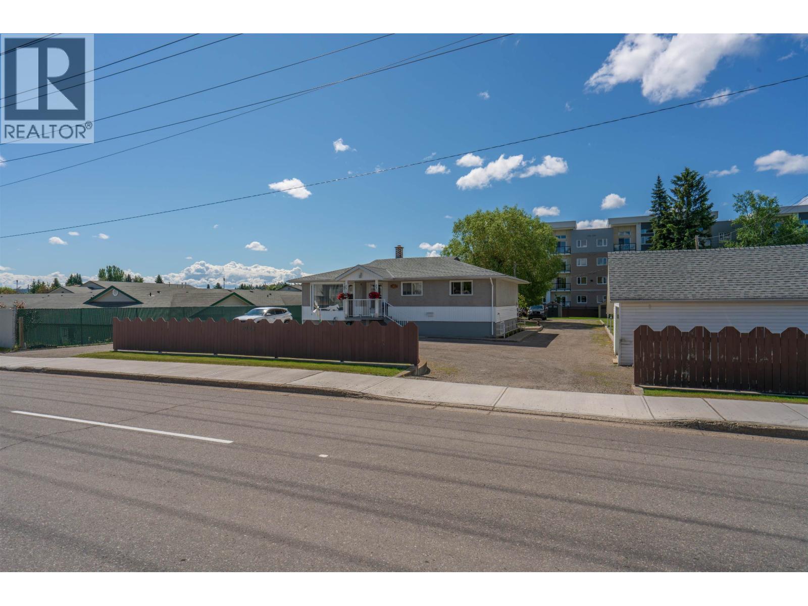 Primary bedroom of 2923 FERRY AVENUE · Prince George, BC