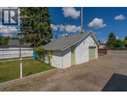 Photo 11 of 38, 2923 FERRY AVENUE · Prince George, BC