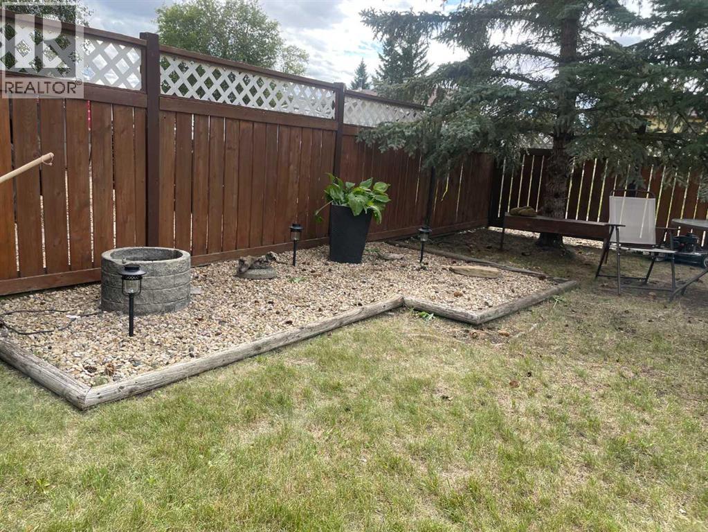 4516 45 Street - 37