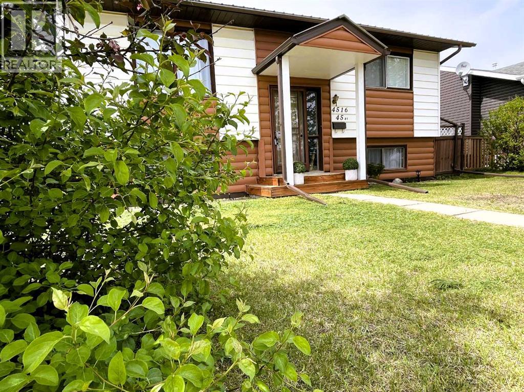 4516 45 Street - 44