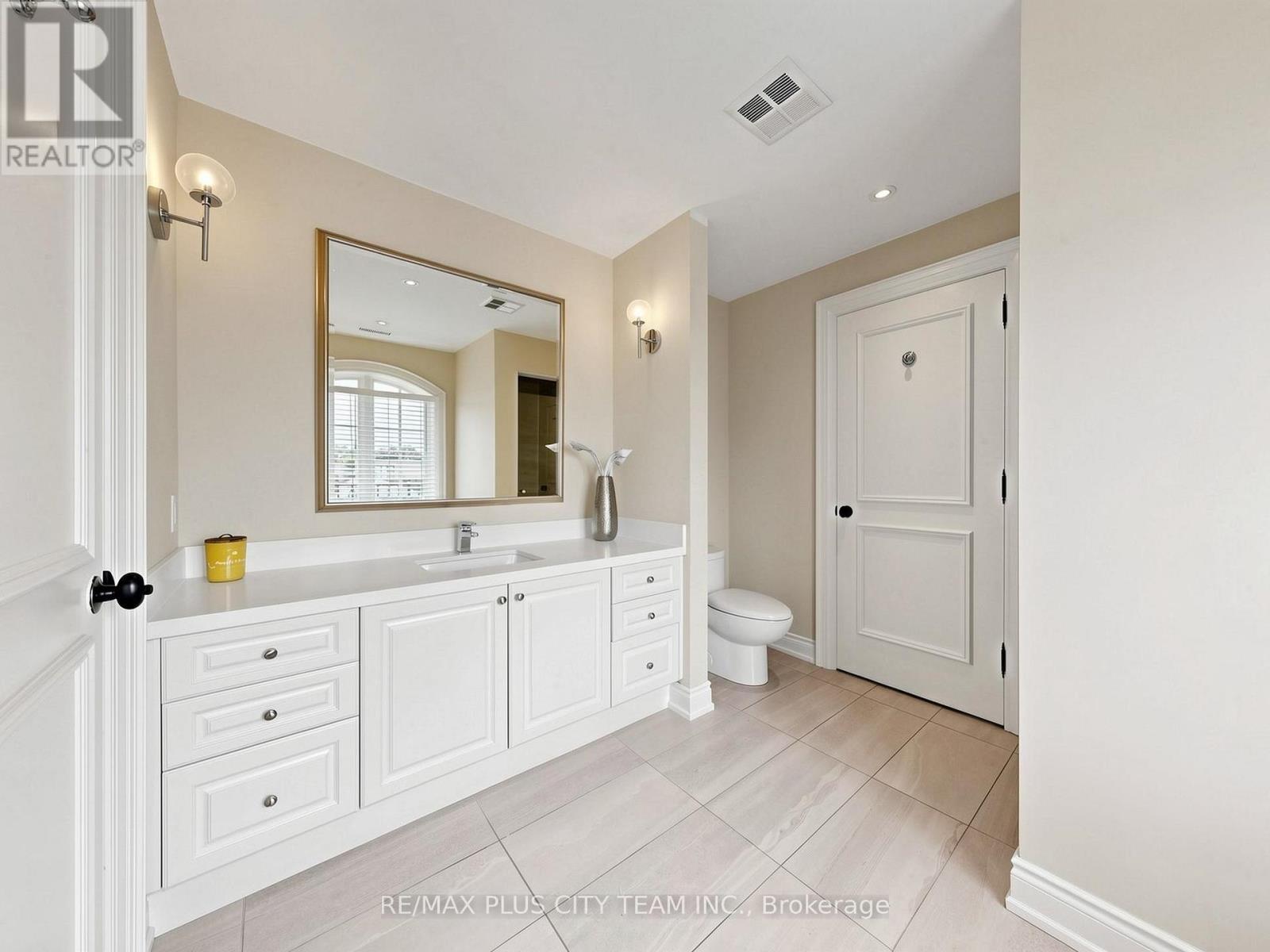 208 CARMICHAEL AVENUE - Image 26