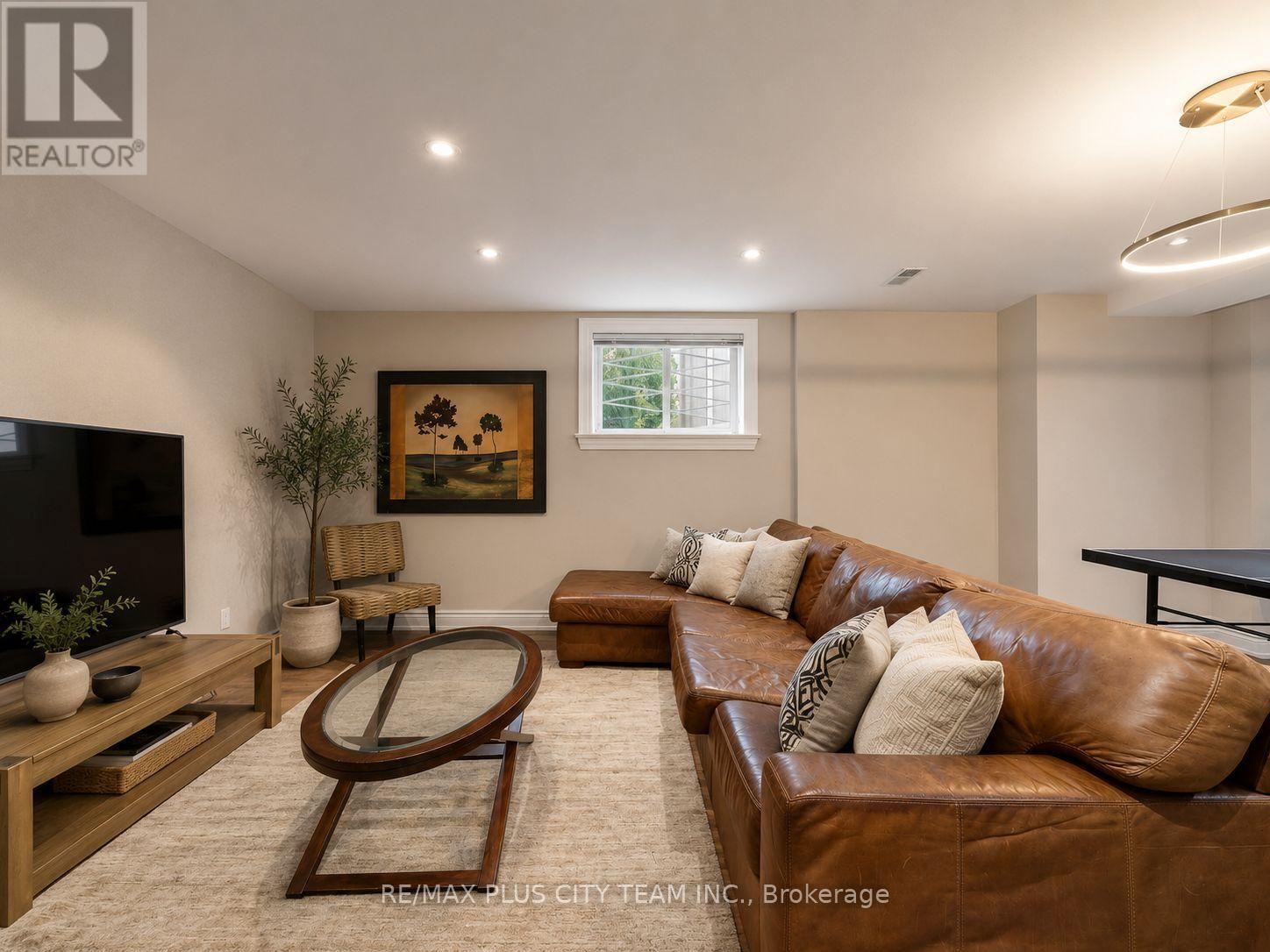 208 CARMICHAEL AVENUE - Image 39