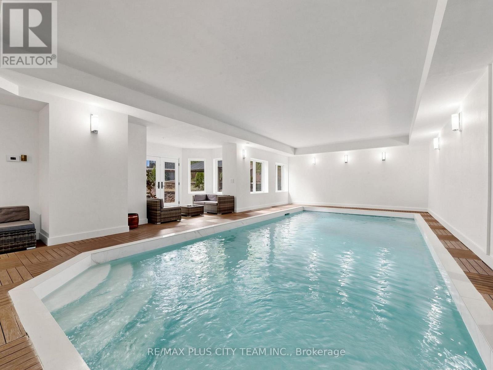 208 CARMICHAEL AVENUE - Image 40
