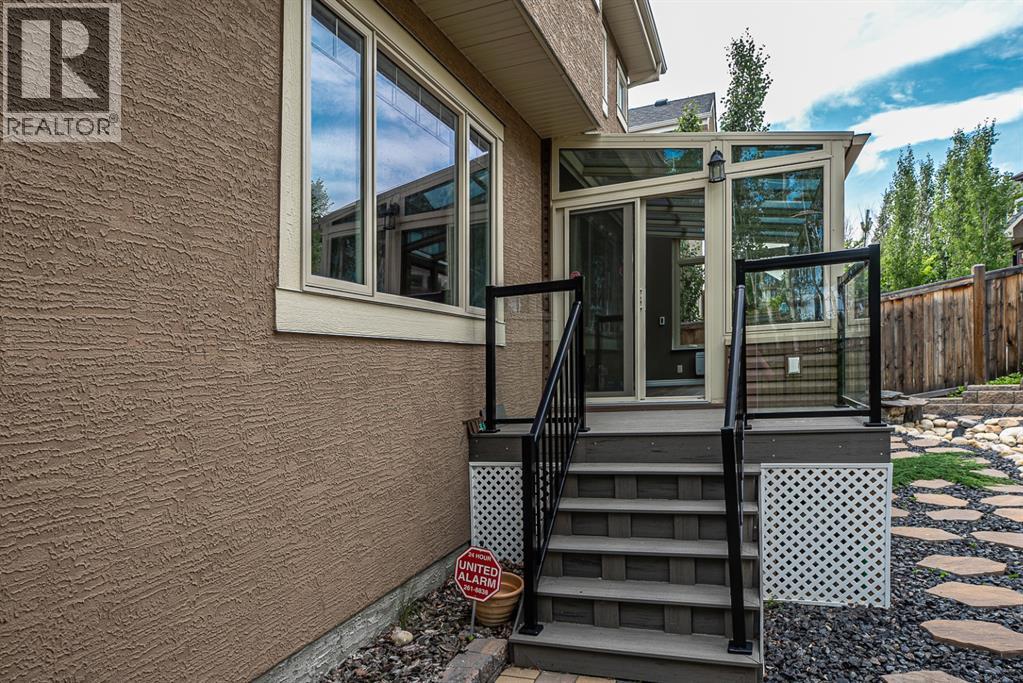 180 ASCOT Drive SW - 44