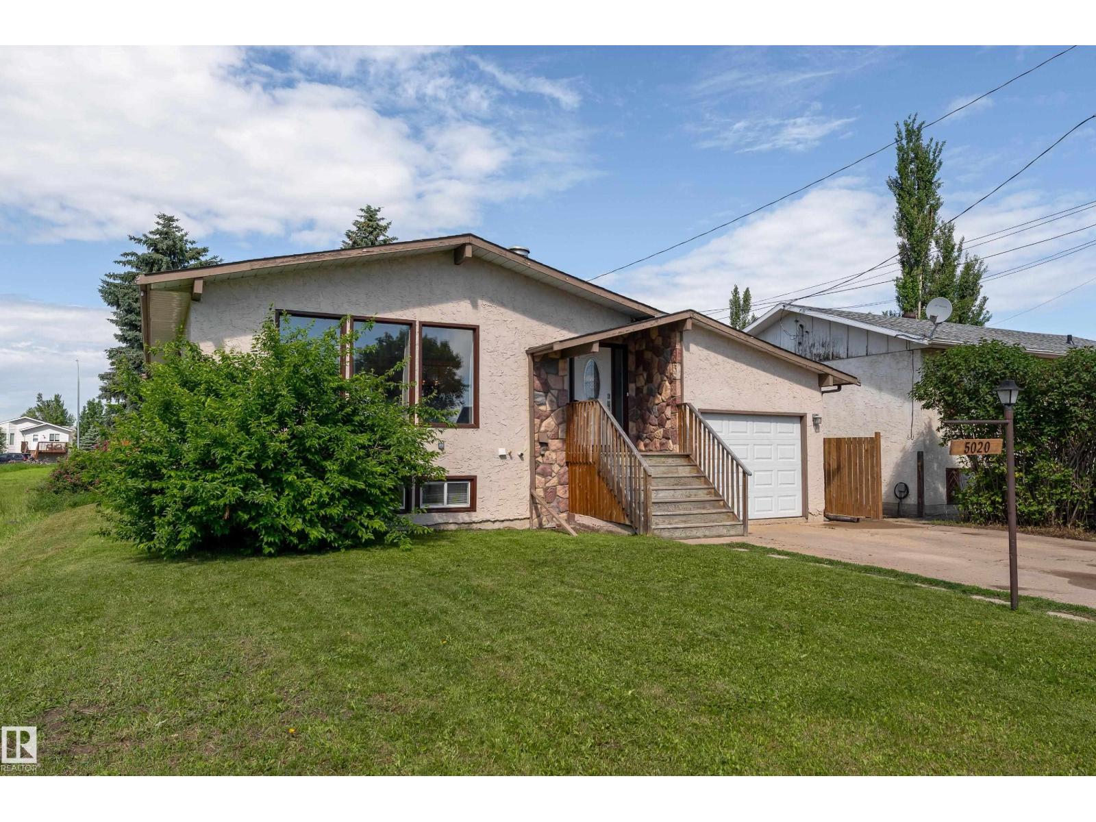 5020 51 ST - photo 3