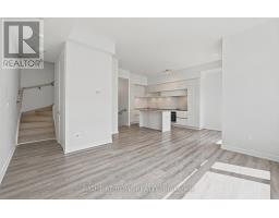 907 - 2 Steckley House Lane, Richmond Hill, ON L4S0N4 Photo 13
