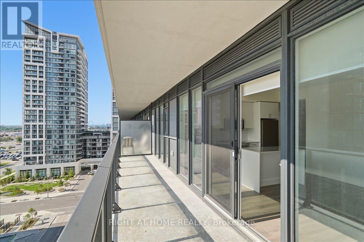 #910 8960 JANE STREET - Image 21