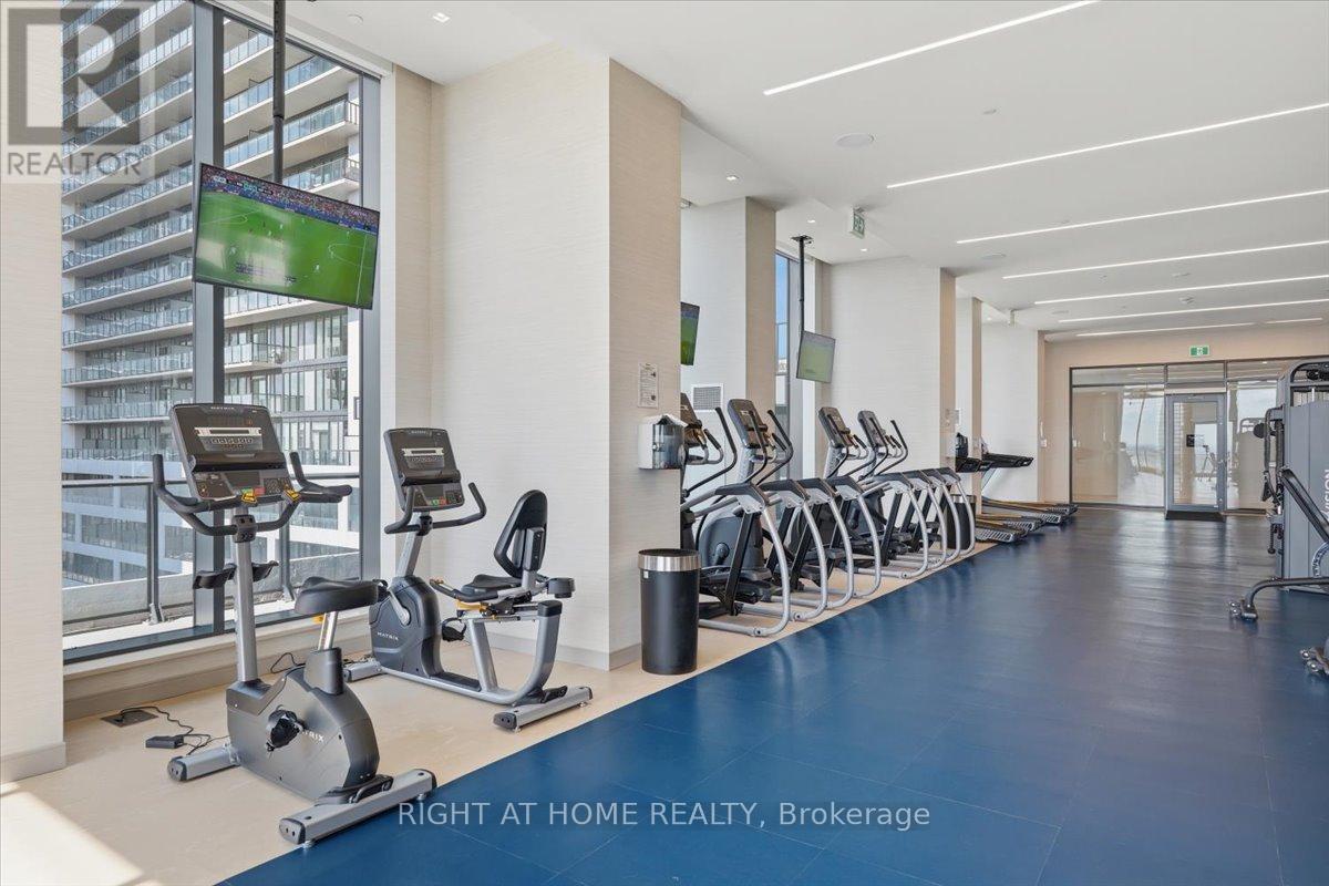 #910 8960 JANE STREET - Image 30