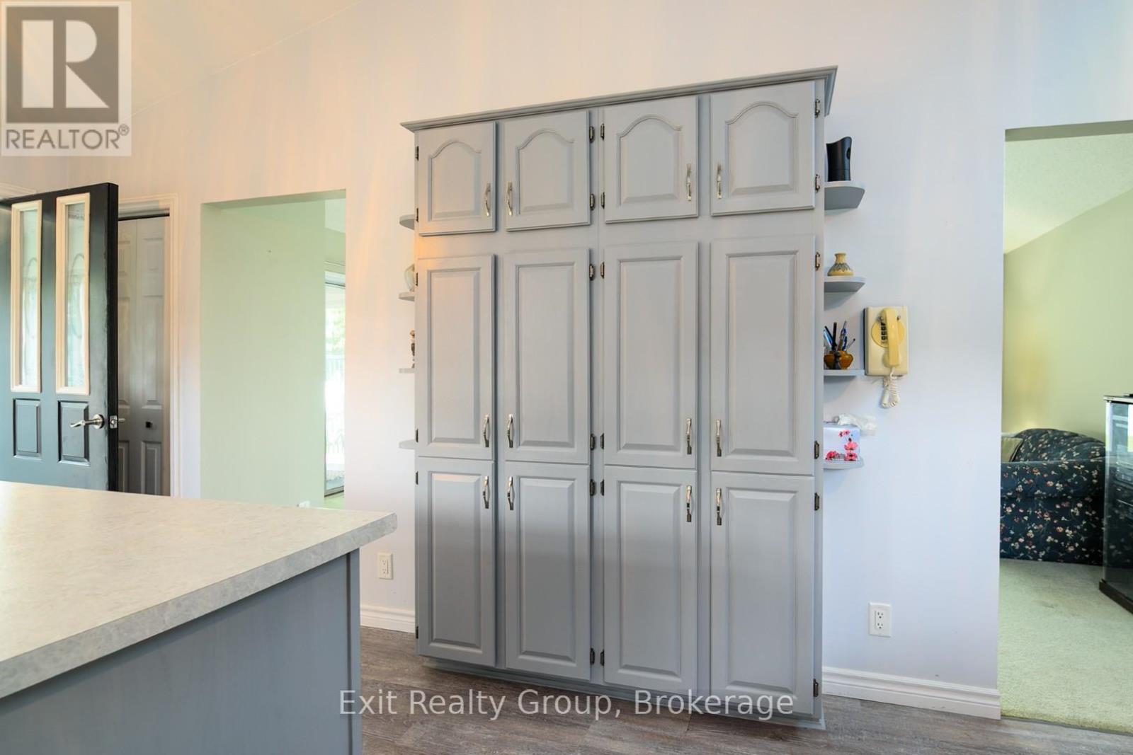 87 EVERGREEN LANE - 16