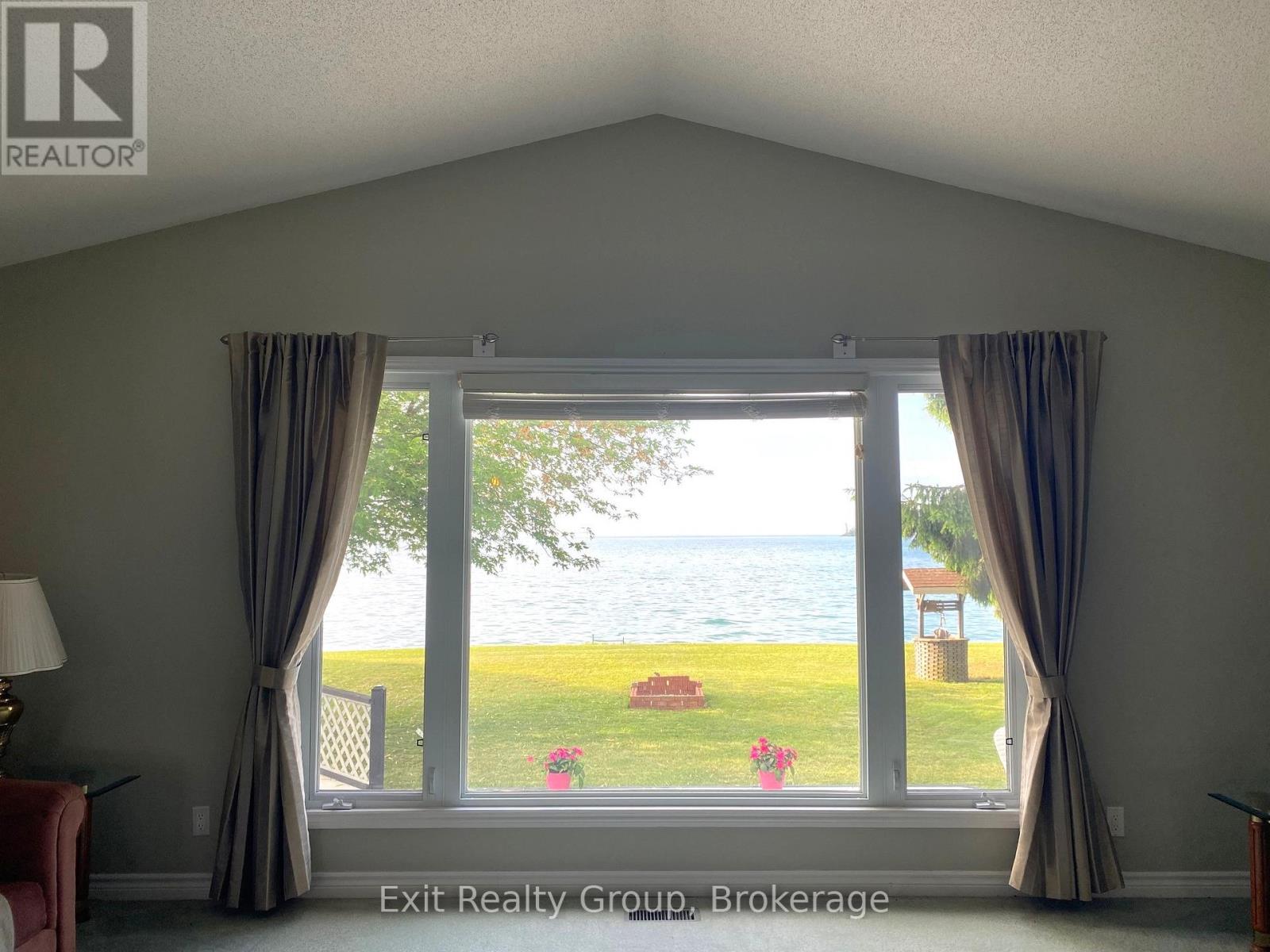 87 EVERGREEN LANE - 13