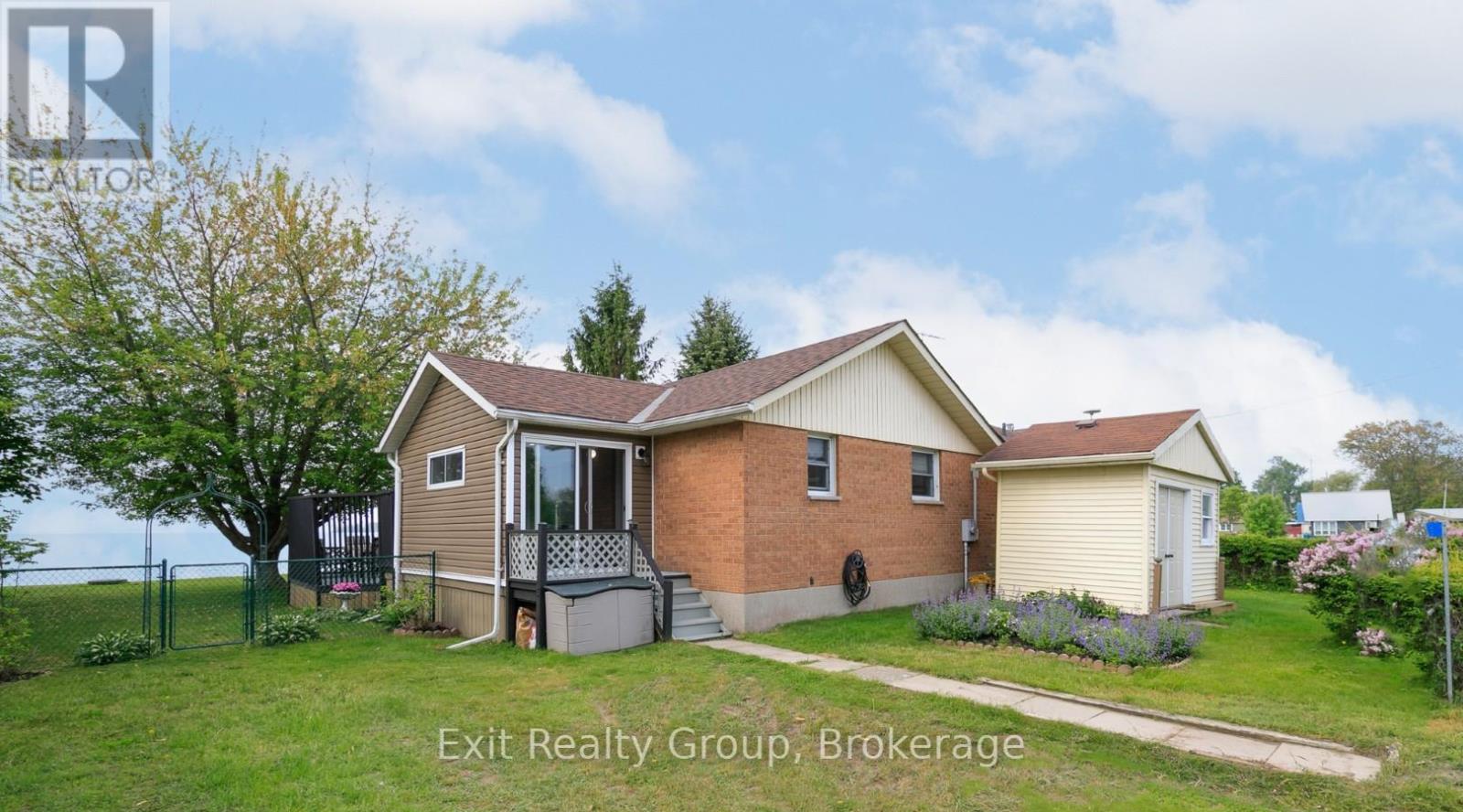 87 EVERGREEN LANE - 28