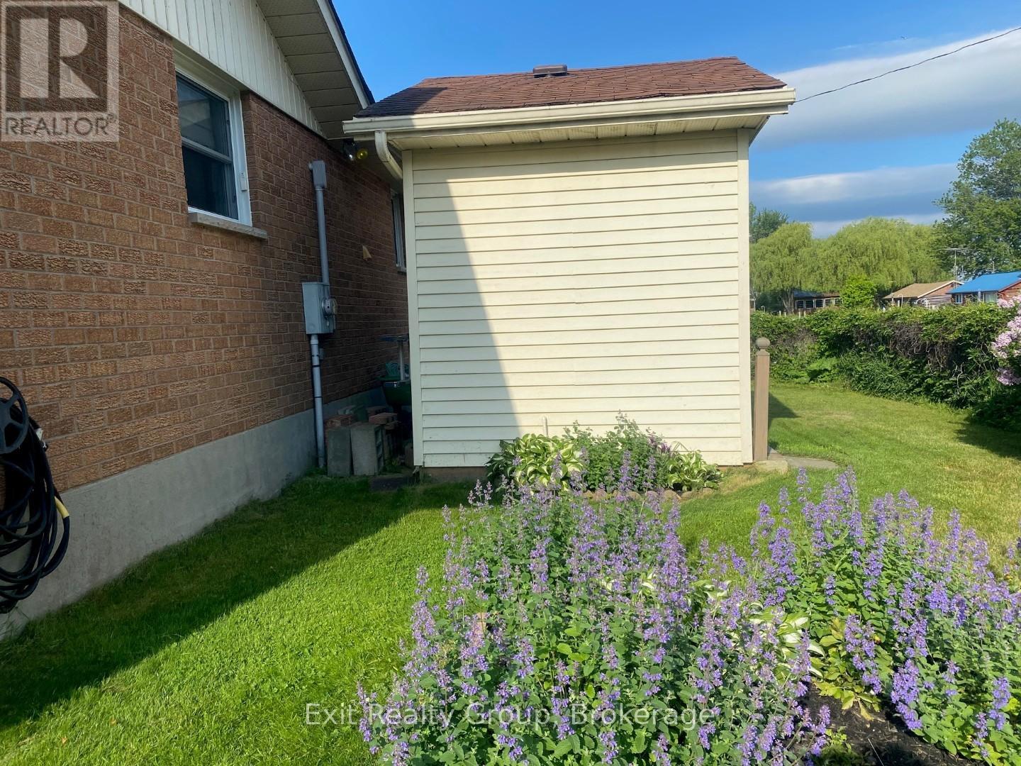 87 EVERGREEN LANE - 34