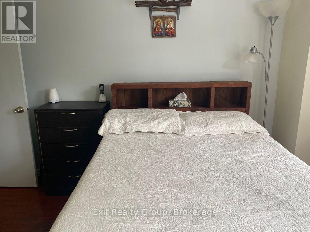 404 BLEECKER AVENUE - 34
