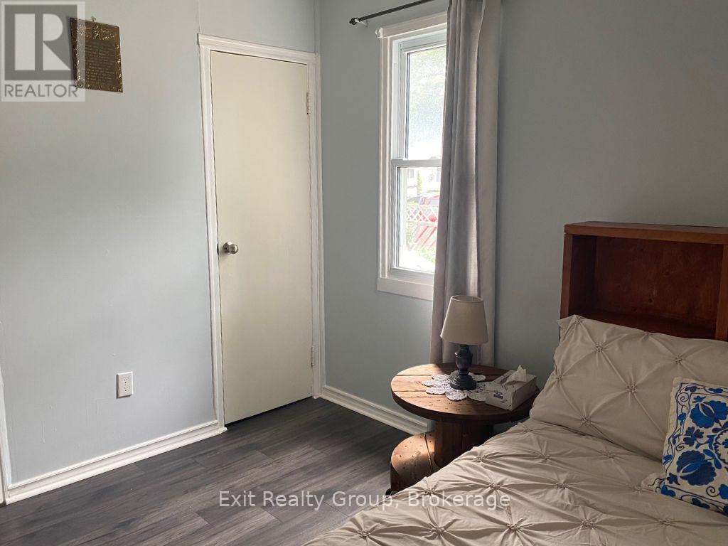 404 BLEECKER AVENUE - 38