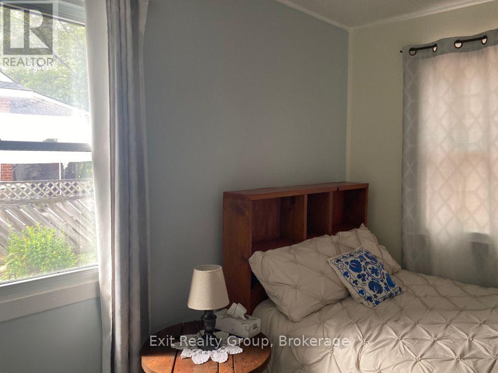 404 BLEECKER AVENUE - 37