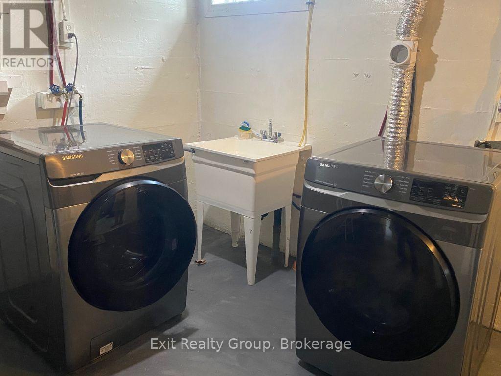 404 BLEECKER AVENUE - 46