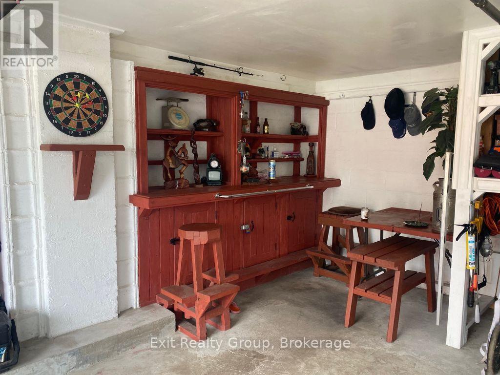 404 BLEECKER AVENUE - 8
