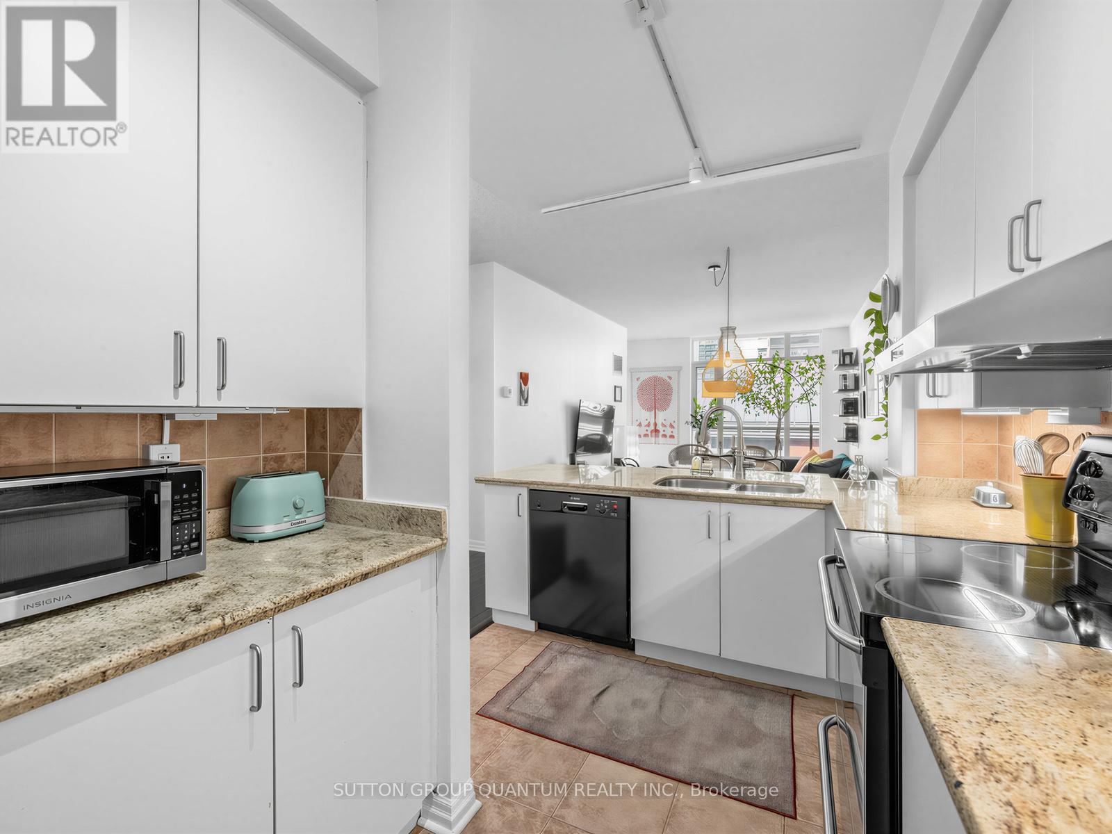 #304 80 PORT STREET E - 15