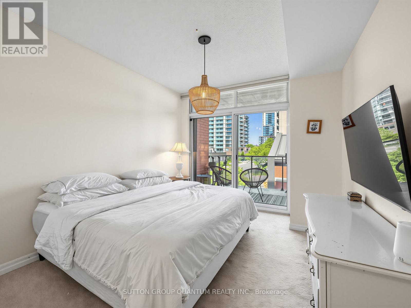 #304 80 PORT STREET E - 16