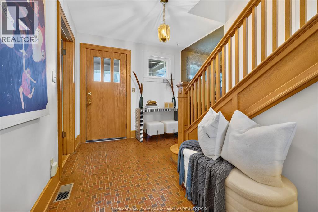 947 BRUCE AVENUE - 6