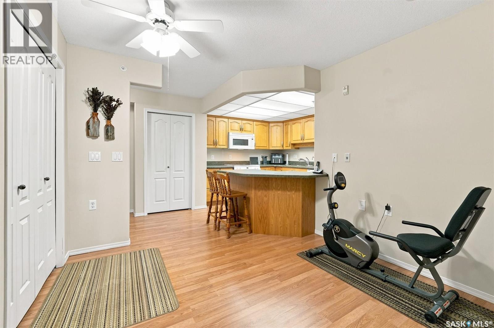 #411 1622 Acadia DRIVE - 10