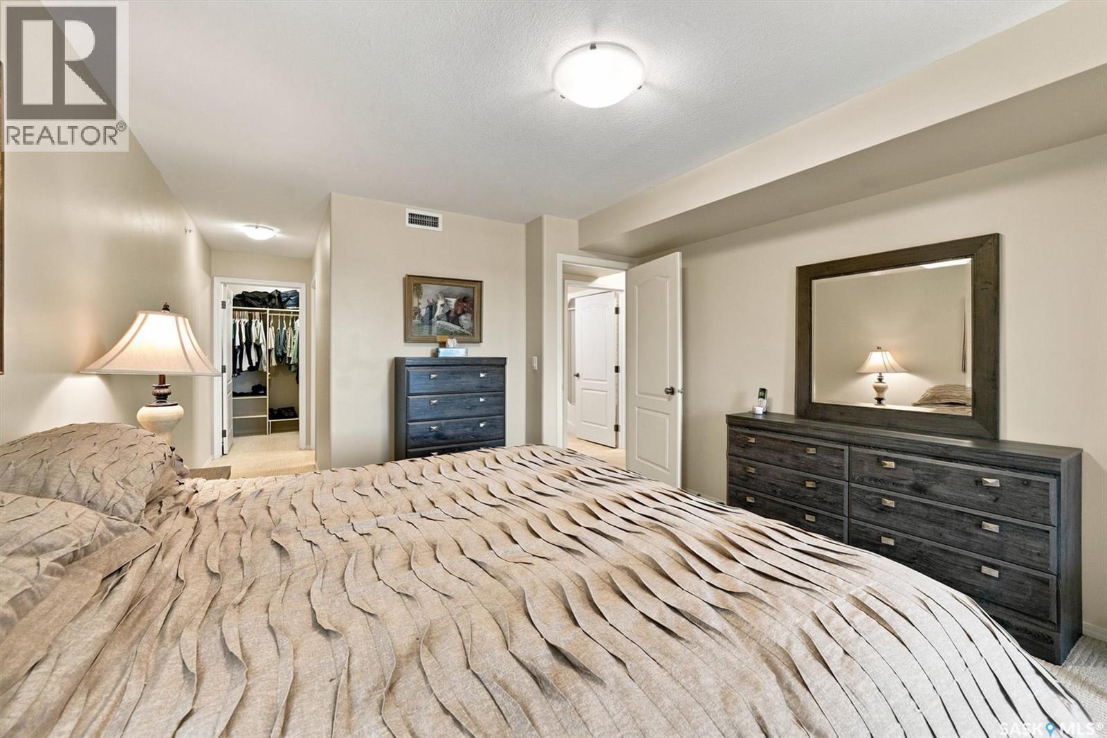 #411 1622 Acadia DRIVE - 19