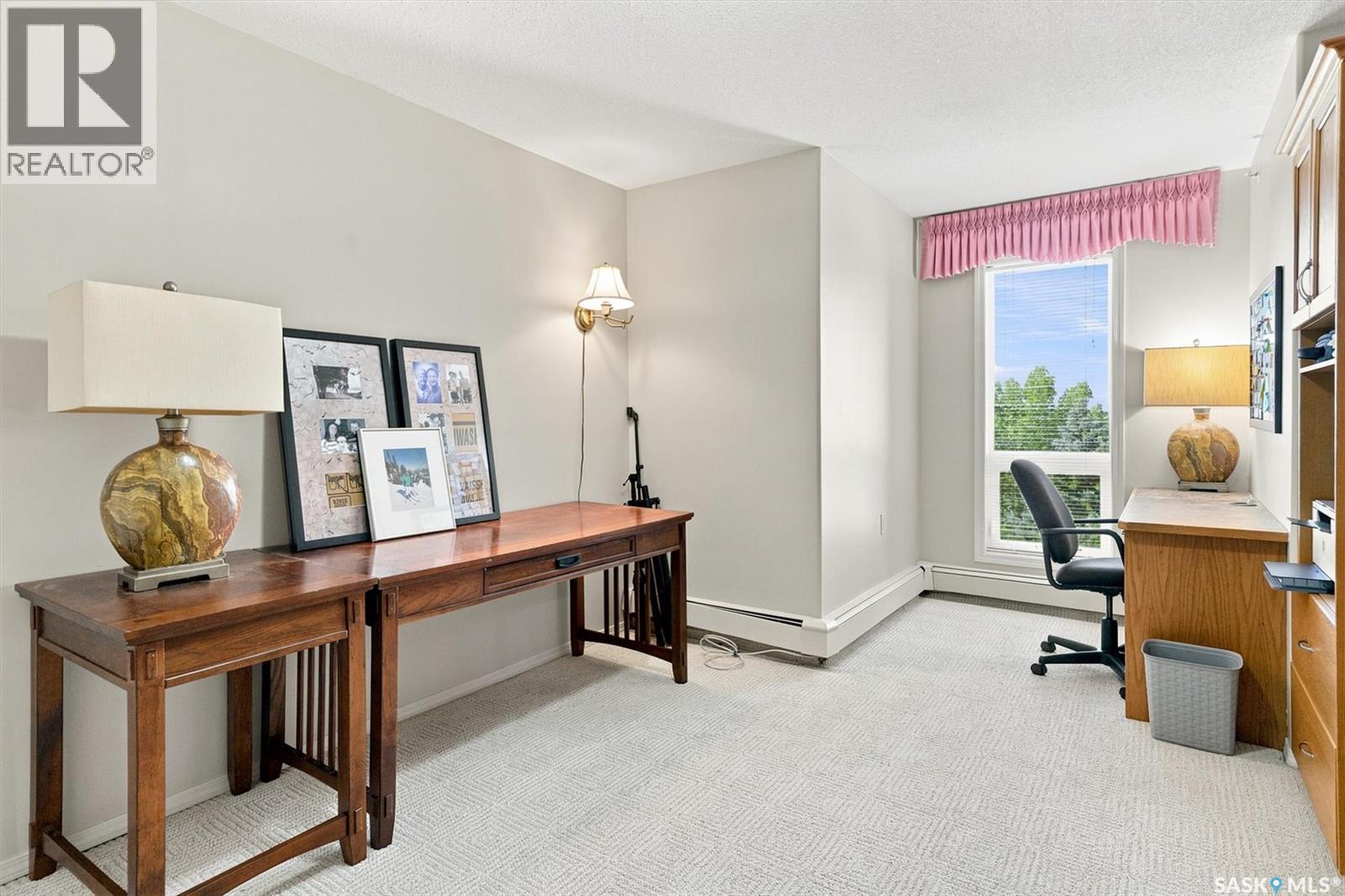 #411 1622 Acadia DRIVE - 24