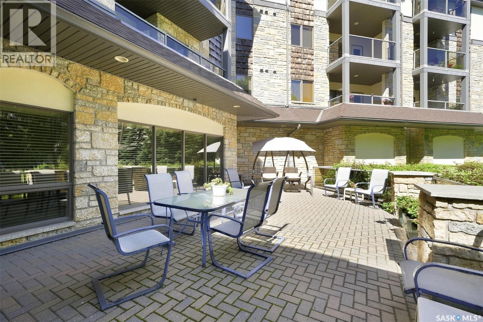 #411 1622 Acadia DRIVE - 49