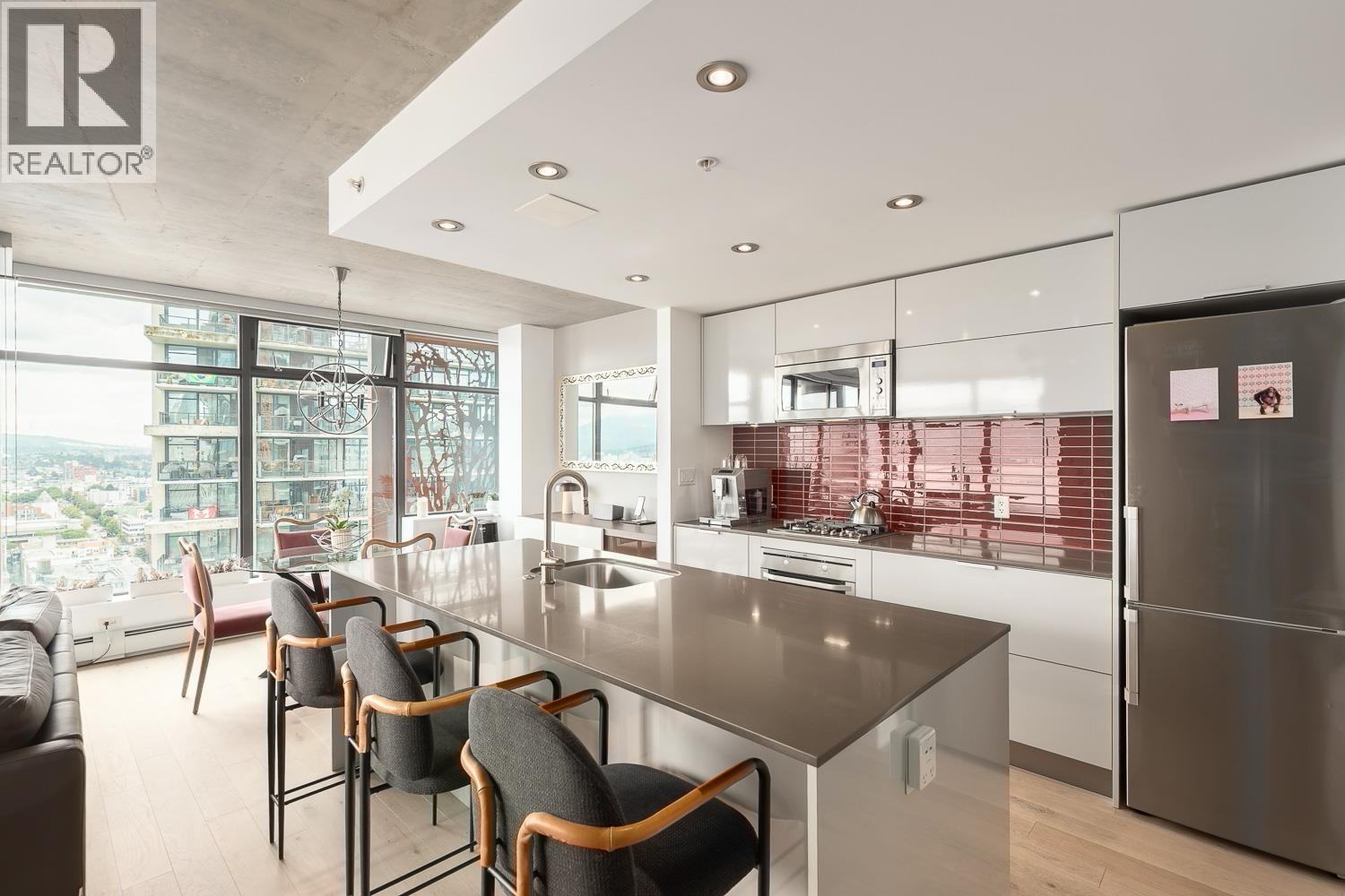 2903 128 W CORDOVA STREET, Vancouver