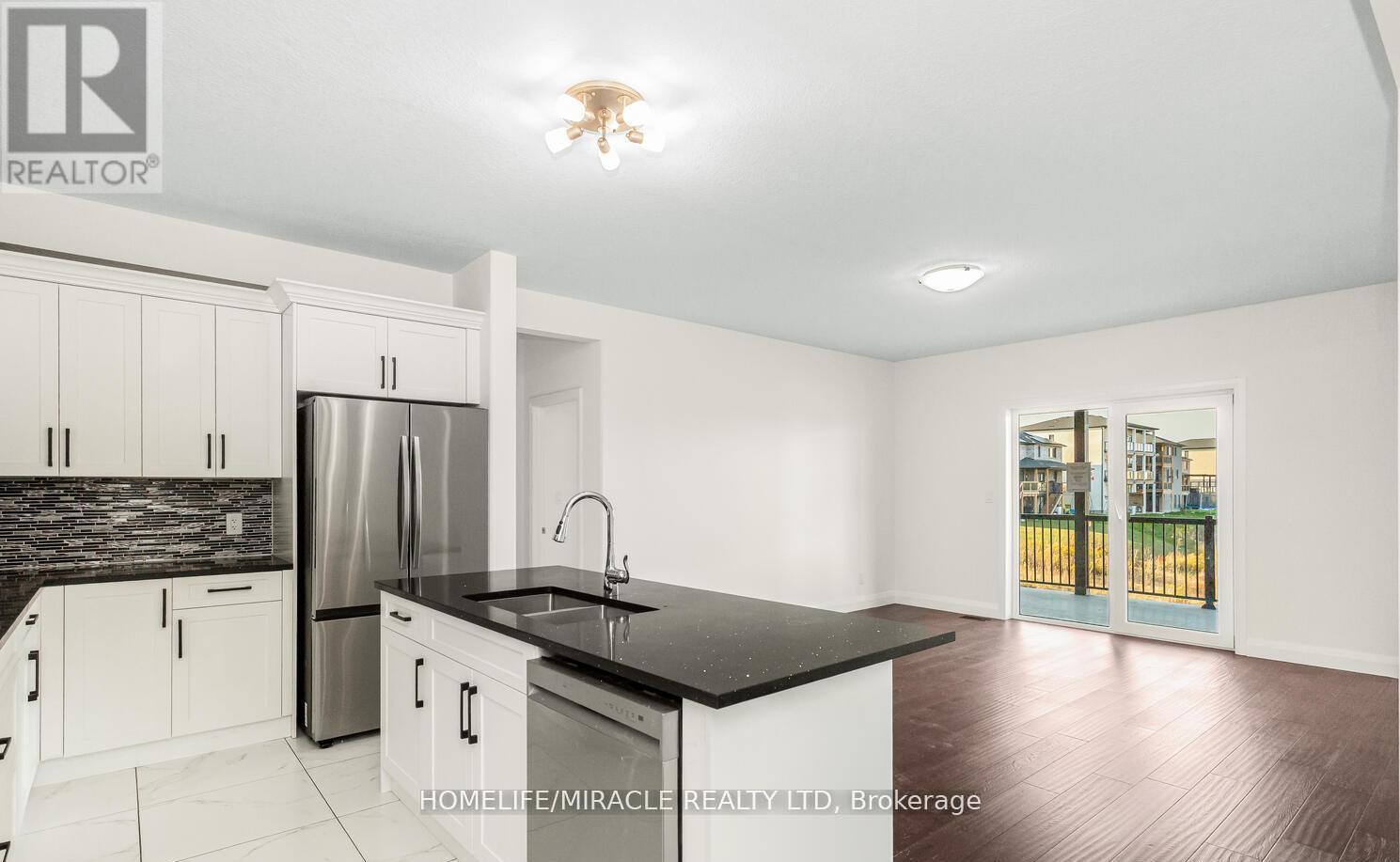80 GRANDVILLE CIRCLE - 11