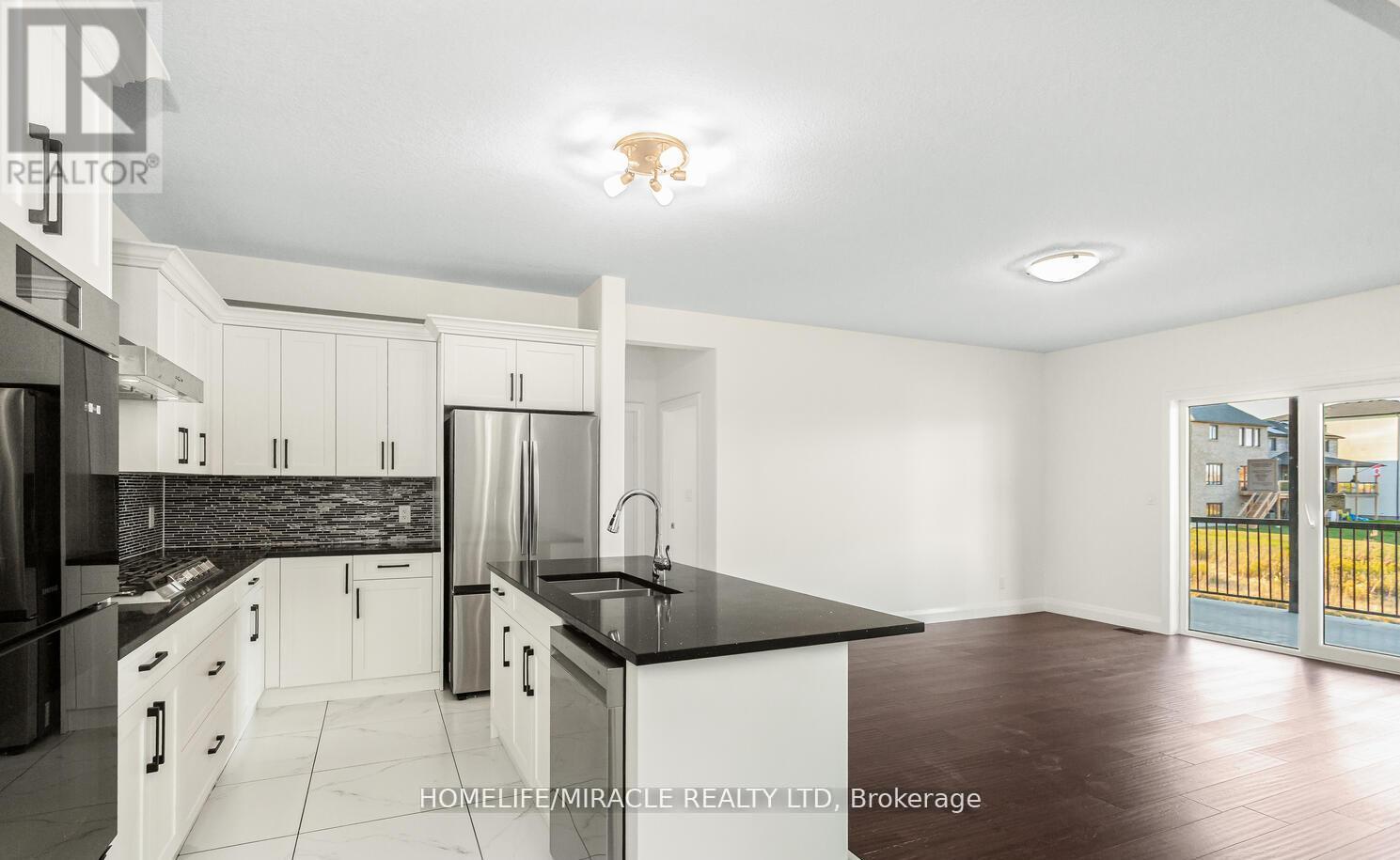 80 GRANDVILLE CIRCLE - 12