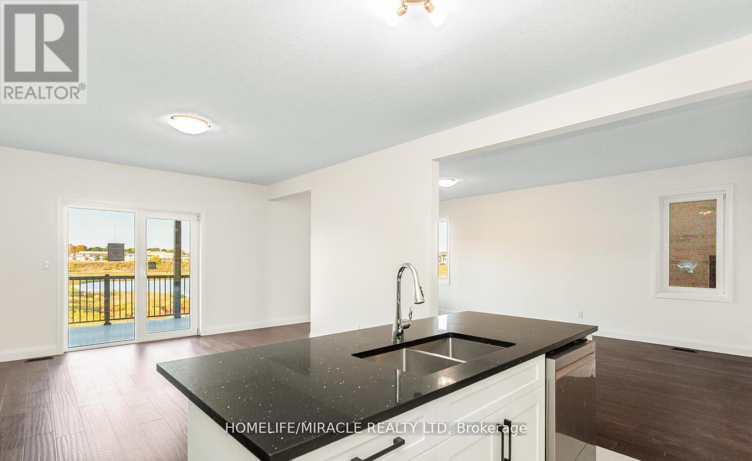 80 GRANDVILLE CIRCLE - 13