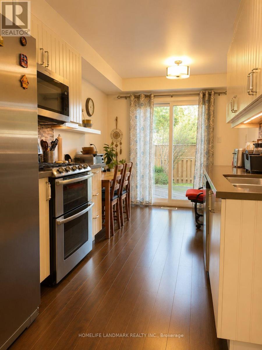 #13 115 AVENUE ROAD - 12