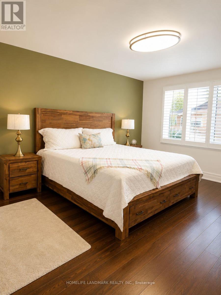 #13 115 AVENUE ROAD - 22