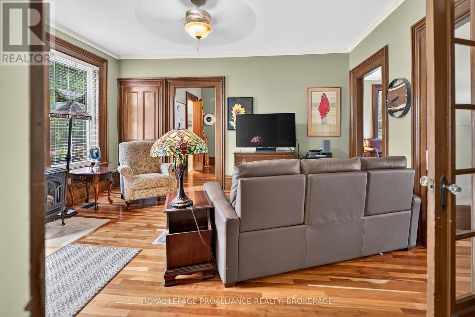 15 RIDEAU STREET - 26