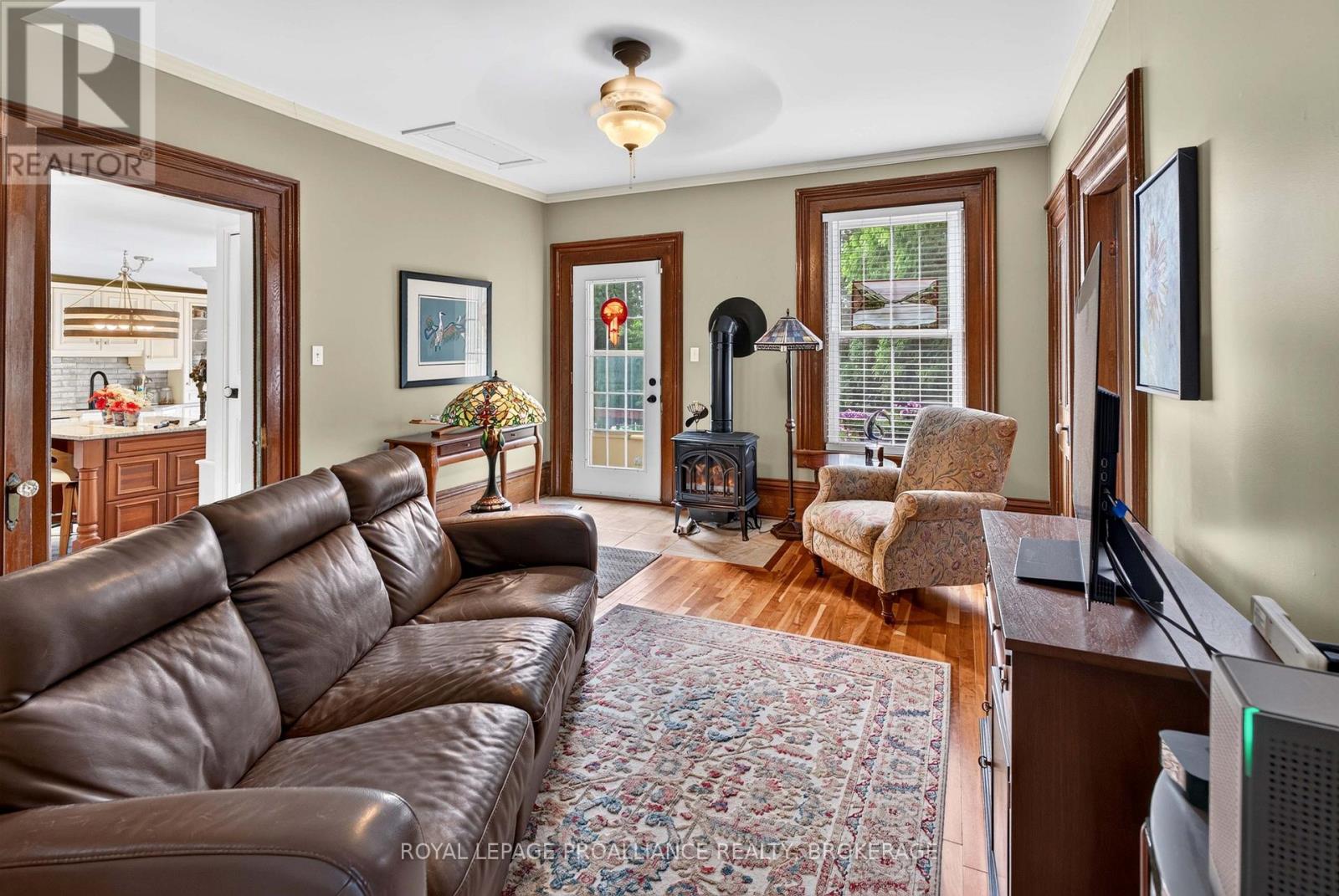 15 RIDEAU STREET - 27