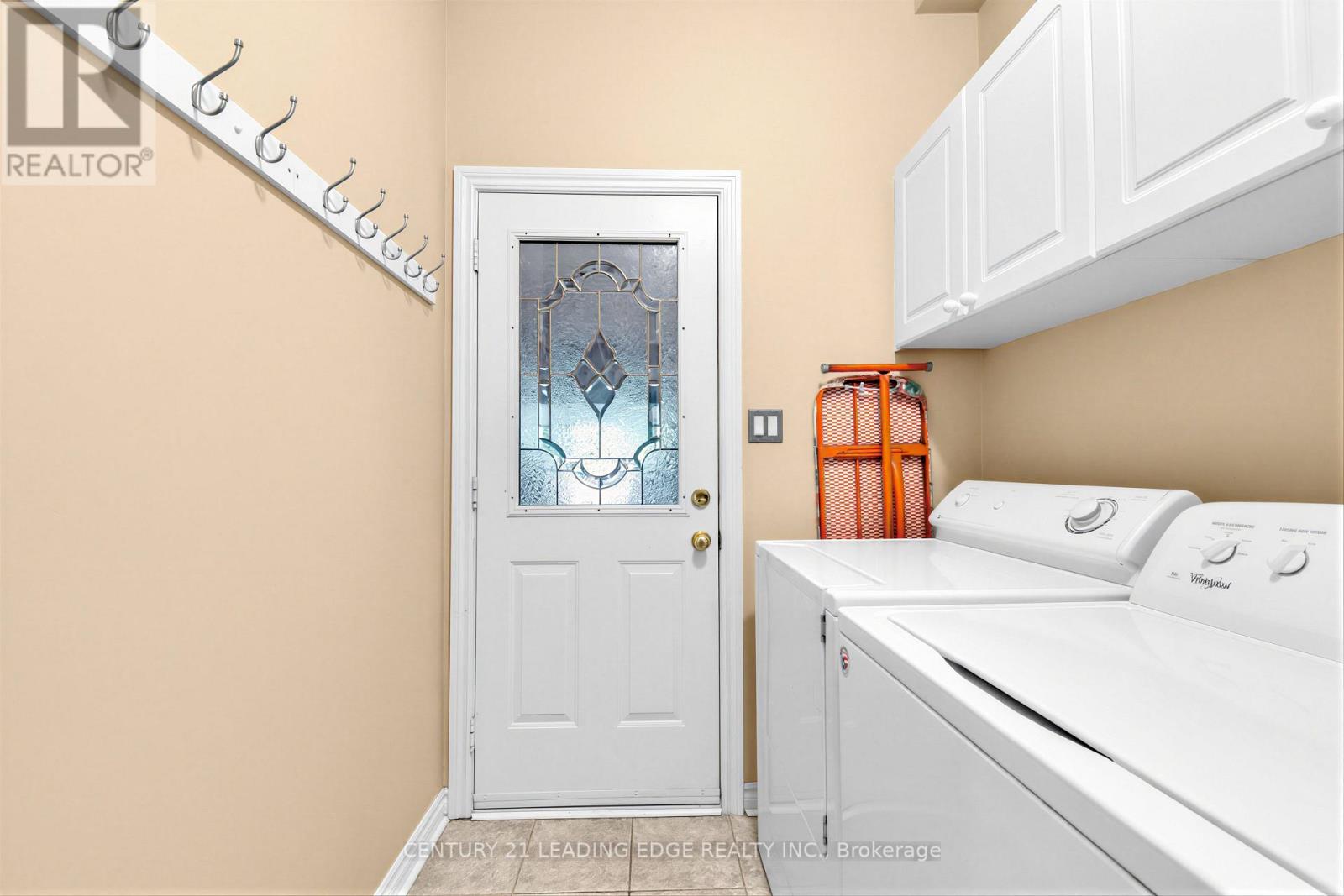 40 ROUGE BANK DRIVE - 17
