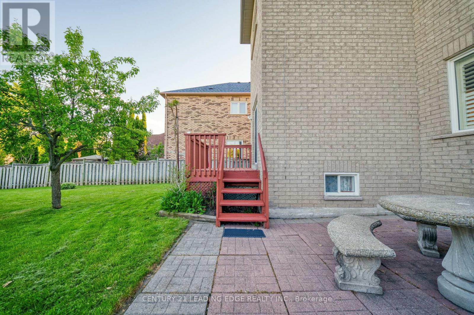 40 ROUGE BANK DRIVE - 39