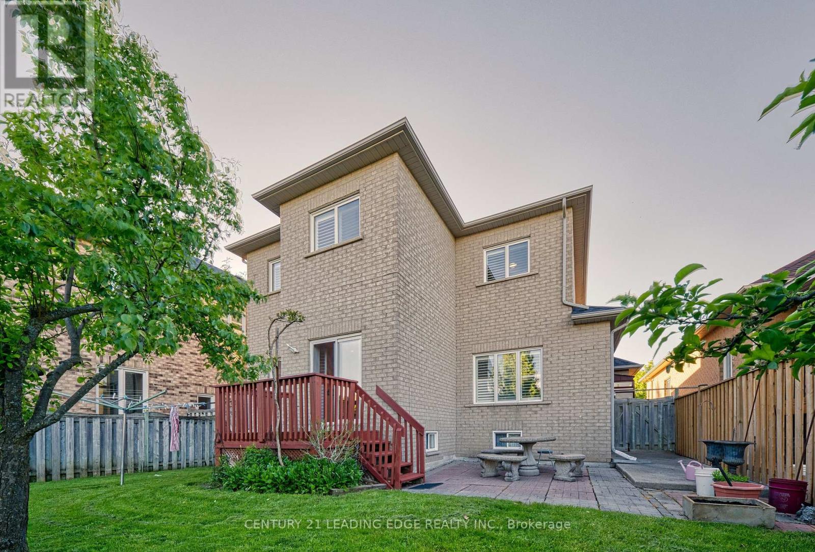 40 ROUGE BANK DRIVE - 44