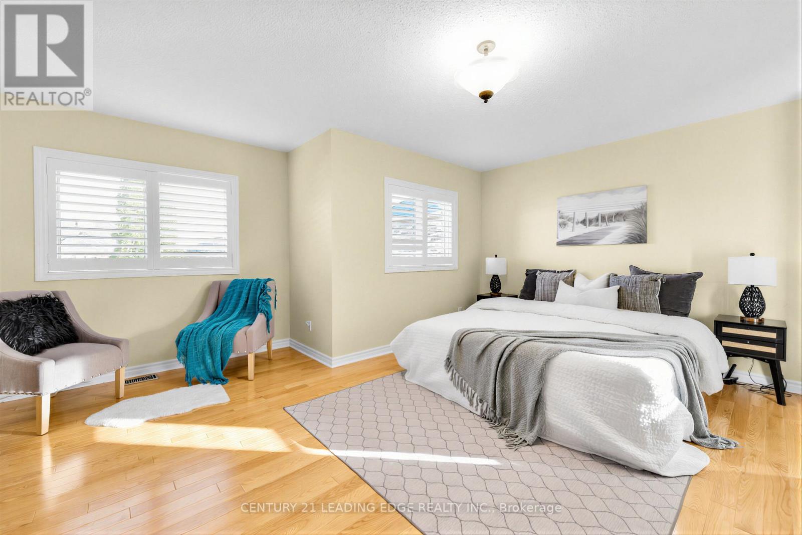 40 ROUGE BANK DRIVE - 32