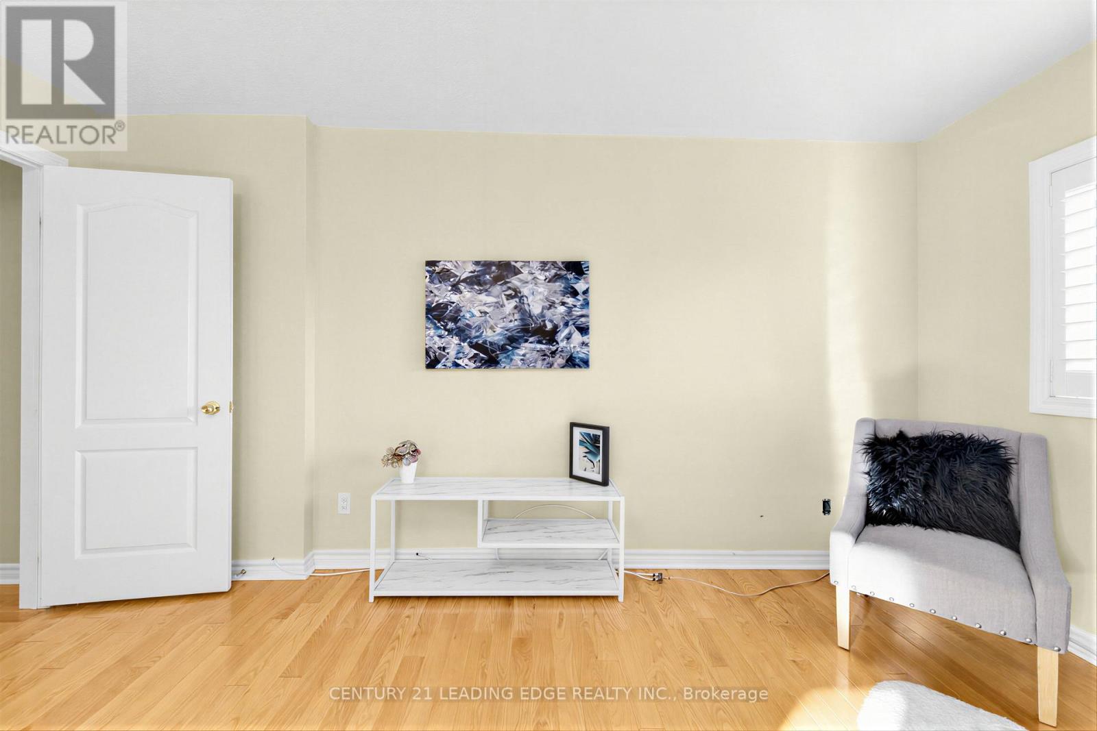 40 ROUGE BANK DRIVE - 34