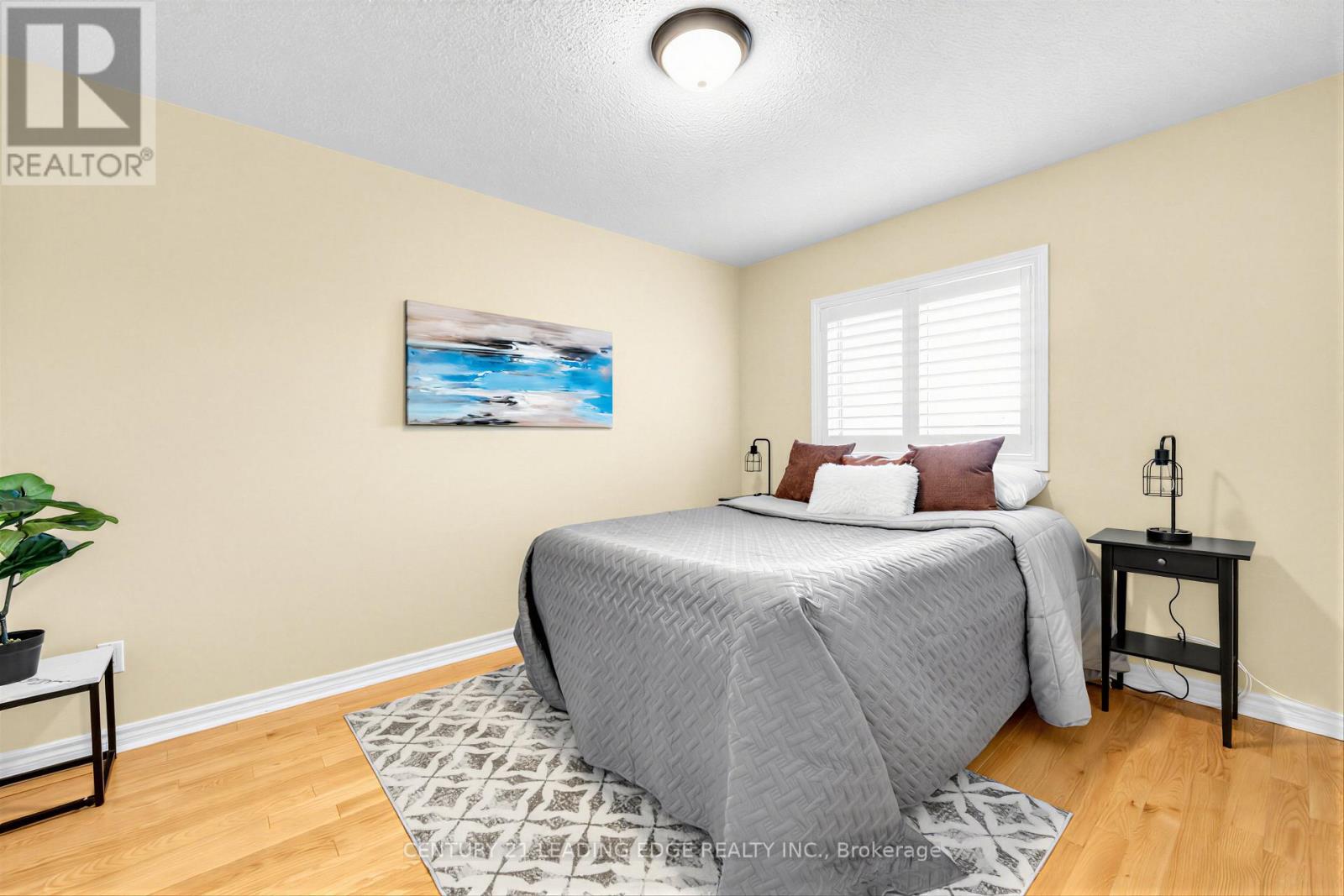 40 ROUGE BANK DRIVE - 30