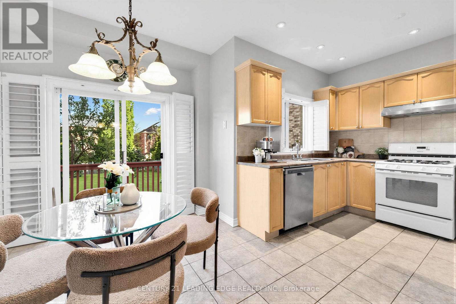40 ROUGE BANK DRIVE - 21