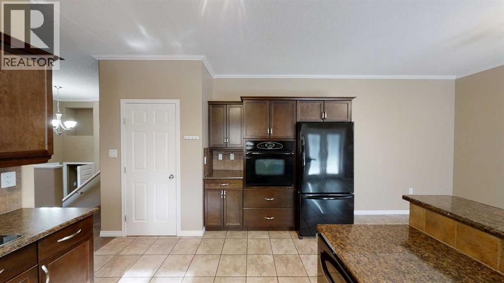 7613 114 Street - 7
