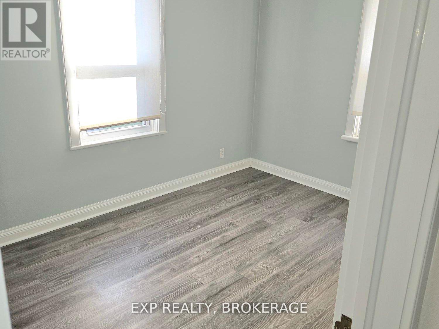 300 HERBERT STREET - 14