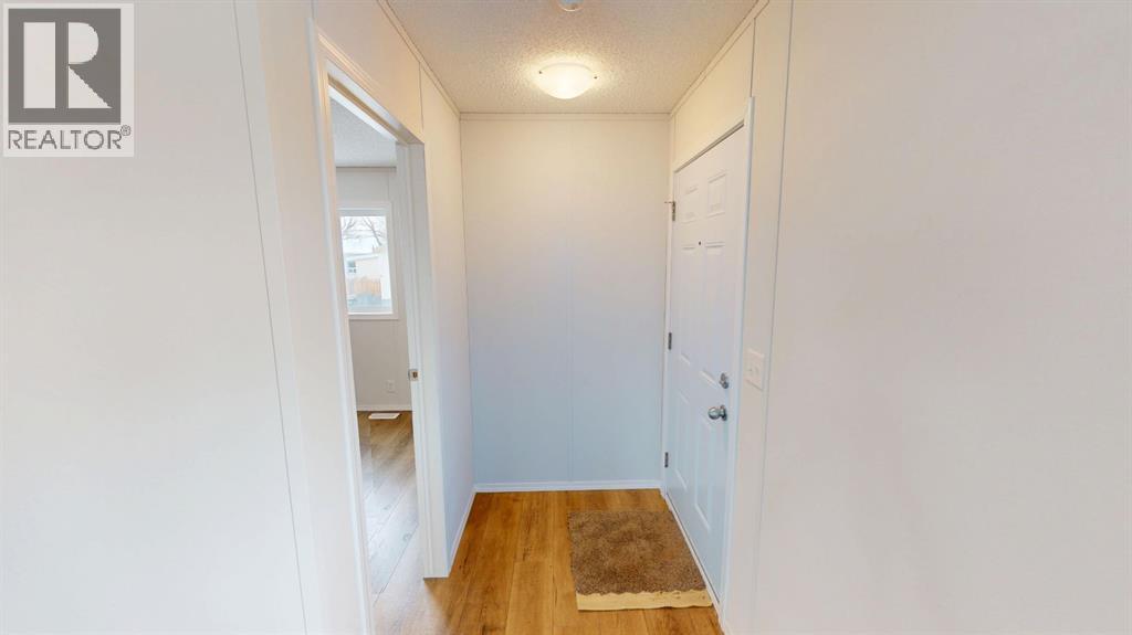 14, 831 2 Avenue - 7