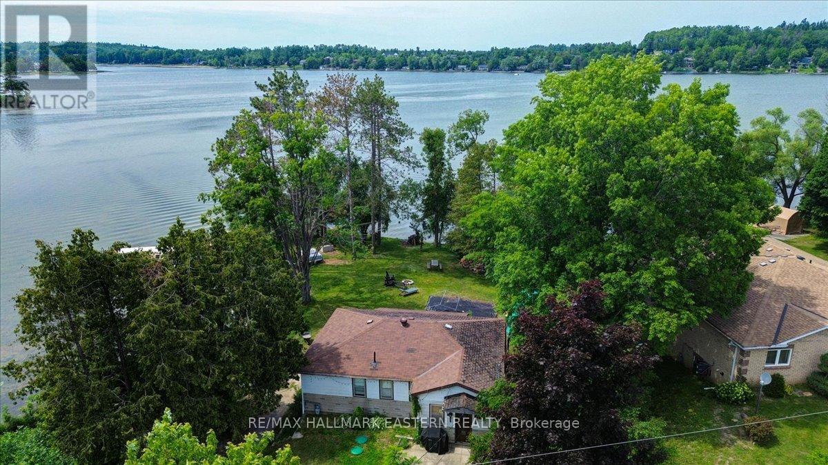 82 MARYLAND DRIVE - 22