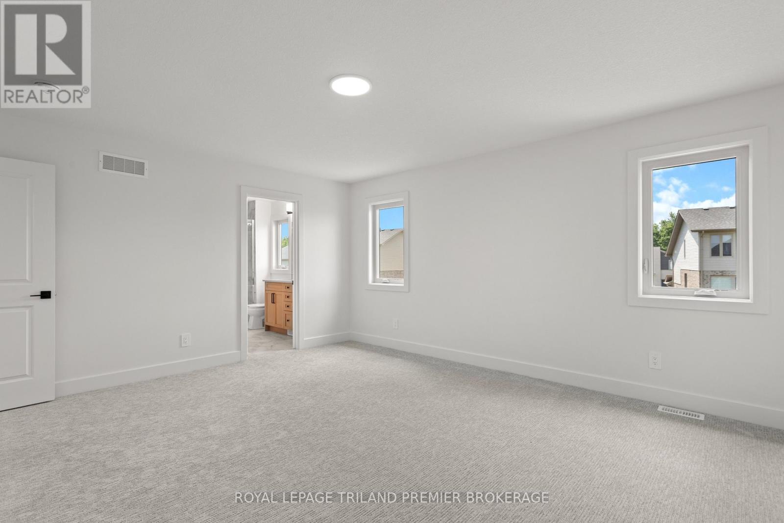 262 HESSELMAN CRESCENT - 21