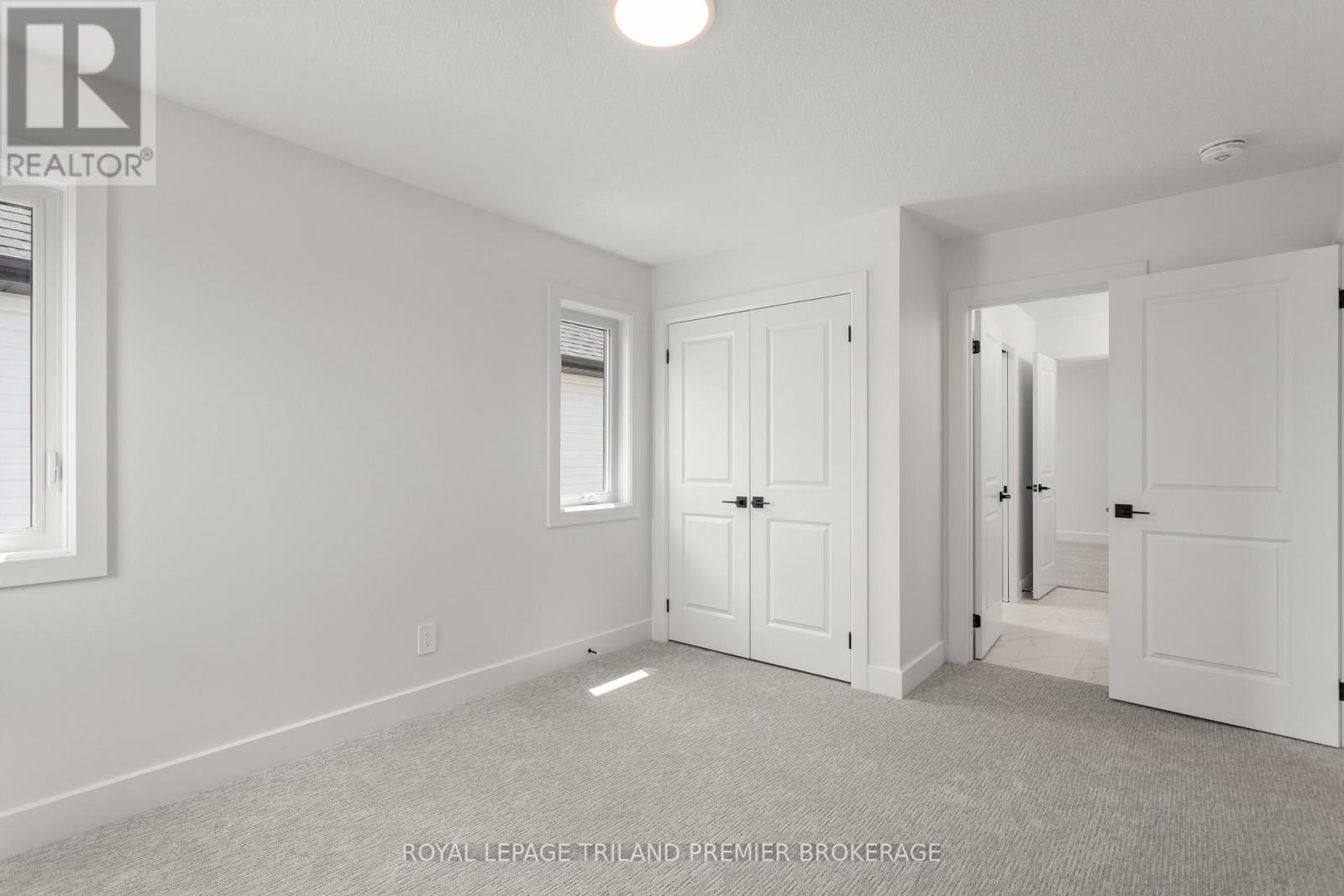 262 HESSELMAN CRESCENT - 29