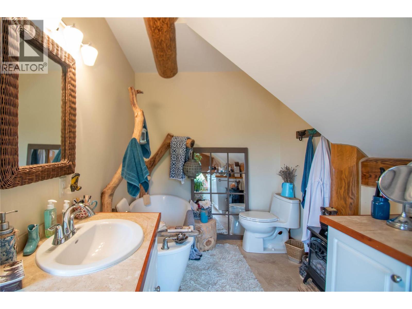 1225 Round Lake Road - 27